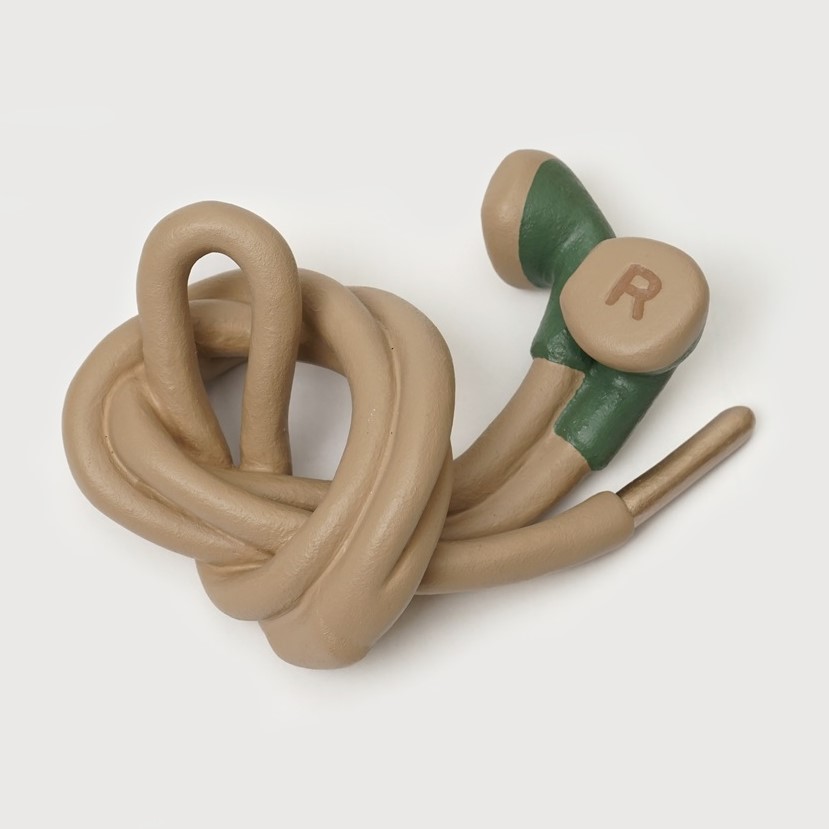 32_earphones_thumbnail.jpg